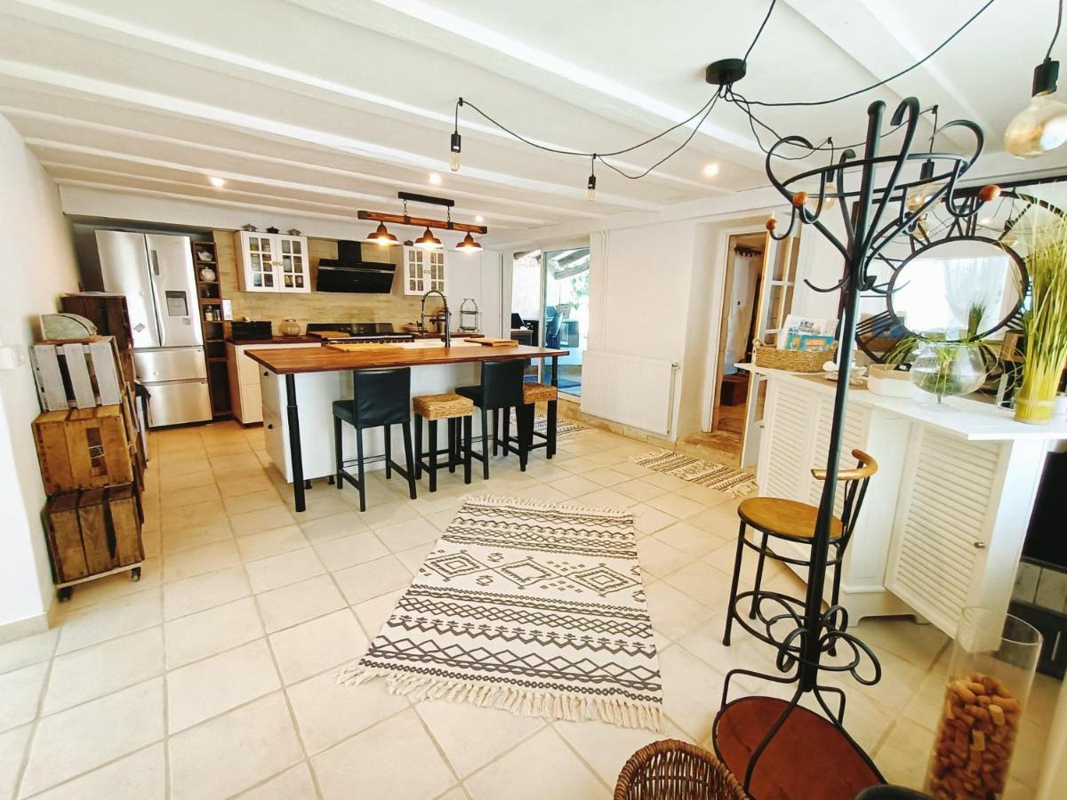 Gite 3 Etoiles Avec Spa, 2 Chambres Le Logis De Pearl Salles-sur-Mer Exterior photo